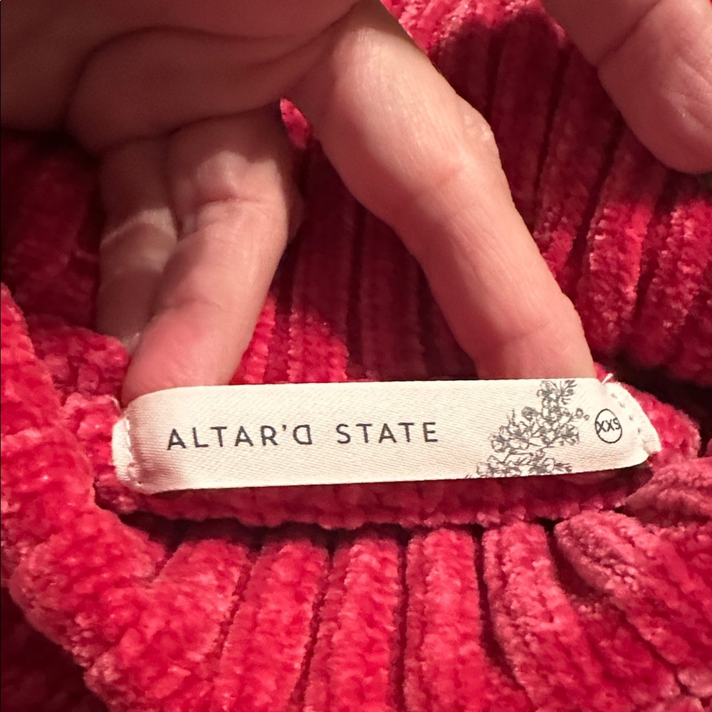 Altar’d State Hot Pink Cropped Chenille Turtleneck Sweater oversized & NWT - Picture 4 of 8